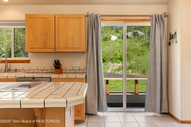 $2,495,000 | 9950 Highway 89, Jackson, WY 83001