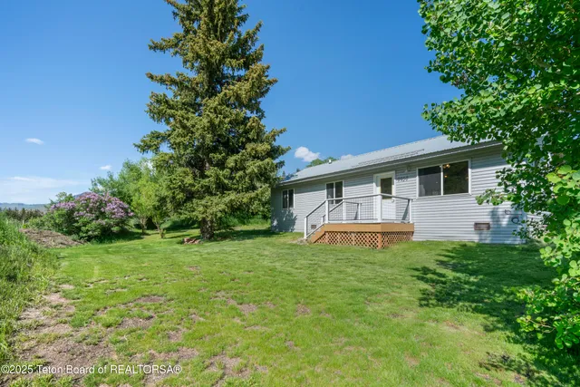 $2,495,000 | 9950 Highway 89, Jackson, WY 83001