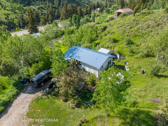 $2,495,000 | 9950 Highway 89, Jackson, WY 83001