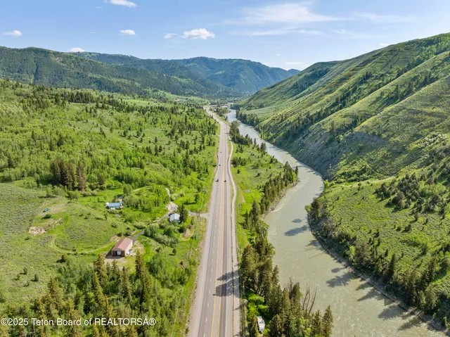 $2,495,000 | 9950 Highway 89, Jackson, WY 83001