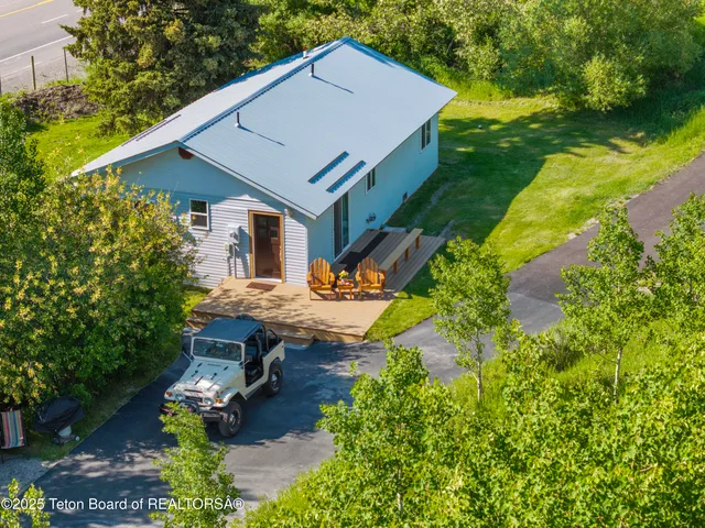 $2,495,000 | 9950 Highway 89, Jackson, WY 83001