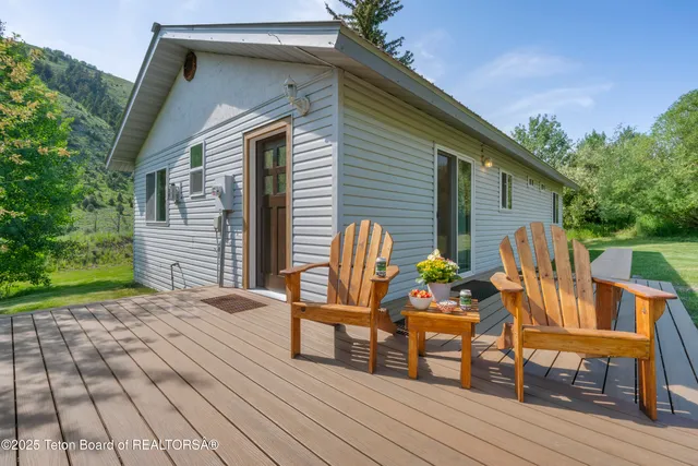 $2,495,000 | 9950 Highway 89, Jackson, WY 83001