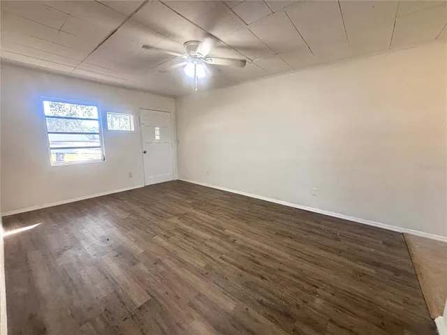 $1,499 | 842 Lake Avenue, Clermont, FL 34711