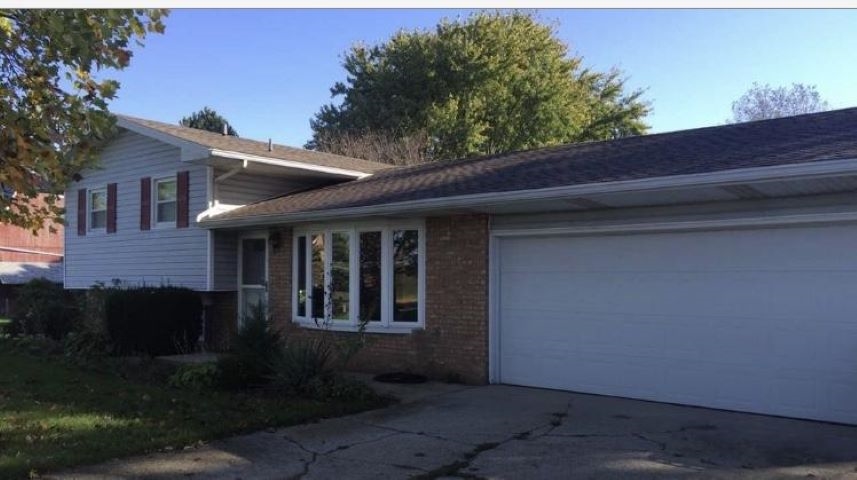 61644 Elm Road Mishawaka, IN 46544 - Photo 1 of 13