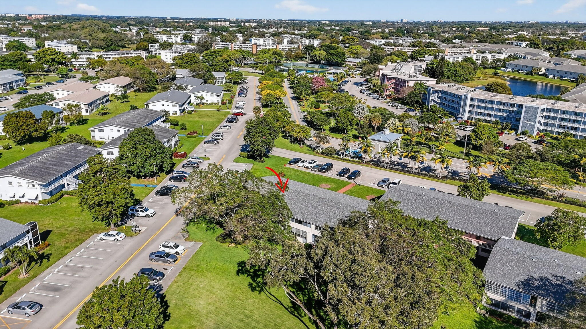 326 Farnham O, Unit P Deerfield Beach, FL 33442 - Photo 30 of 86 an aerial view of residential houses with outdoor space