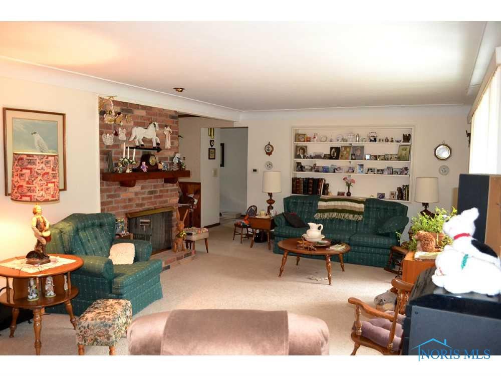 25415 Thompson Road Perrysburg, OH 43551 - Photo 15 of 17 Gallery Image 15