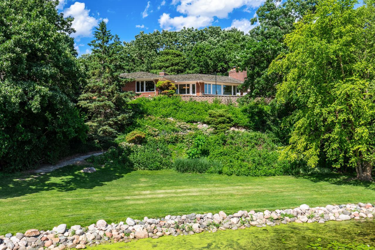 7011 Willow Creek Road Eden Prairie, MN 55344 - Photo 3 of 80