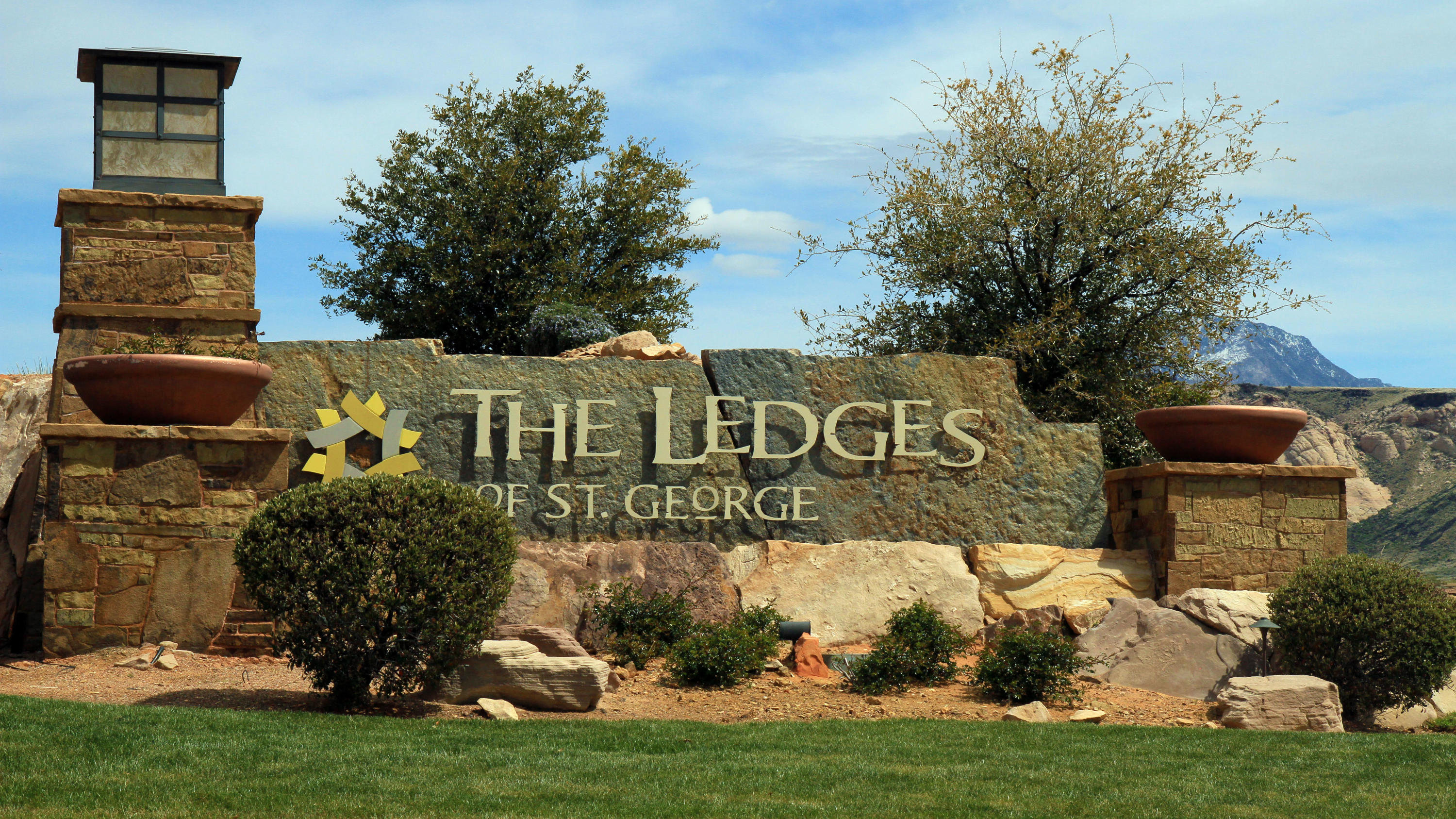 Luna Cir Street, Unit 811 St. George, UT 84770 - Photo 1 of 1 1