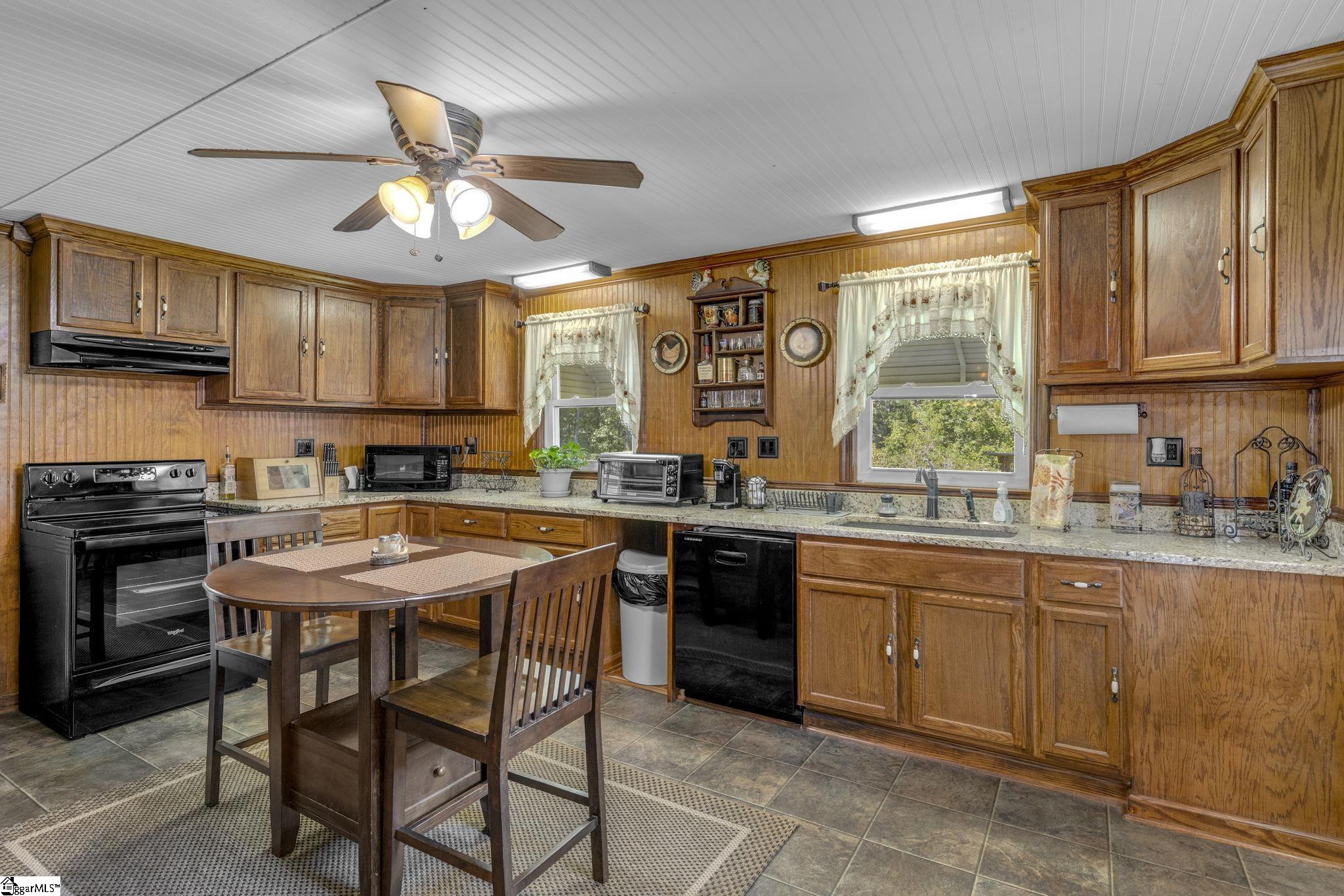 549 McKittrick Bridge Road Fountain Inn, SC 29644 - Photo 12 of 50