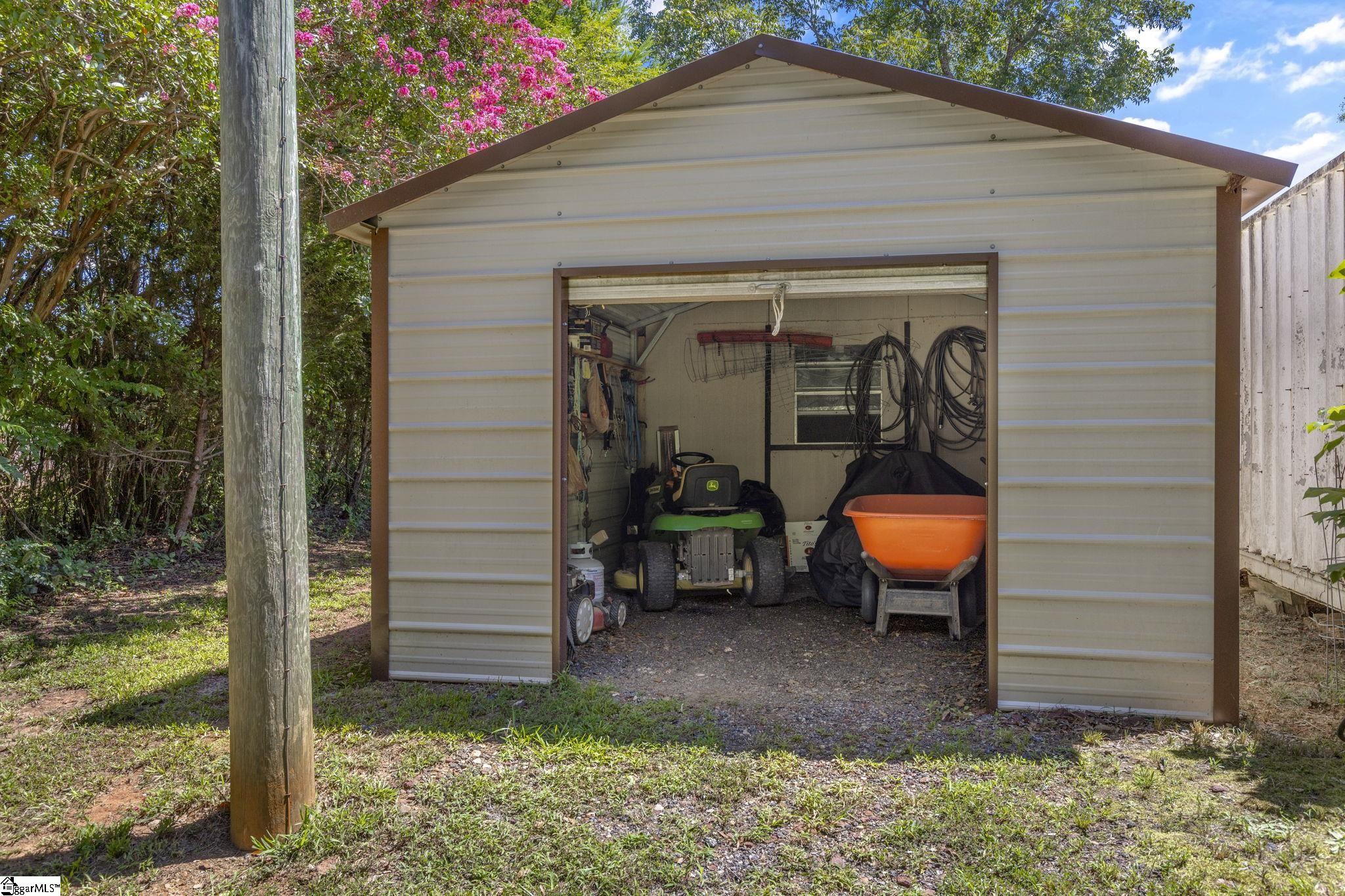 549 McKittrick Bridge Road Fountain Inn, SC 29644 - Photo 23 of 50