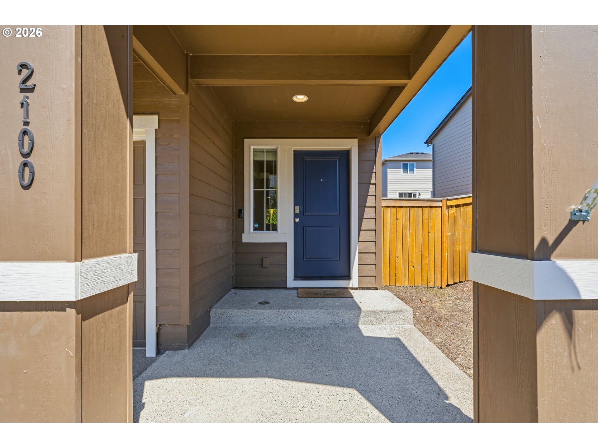 2100 South Meadowlark Dr. Loop Ridgefield, WA 98642 - Photo 2 of 41