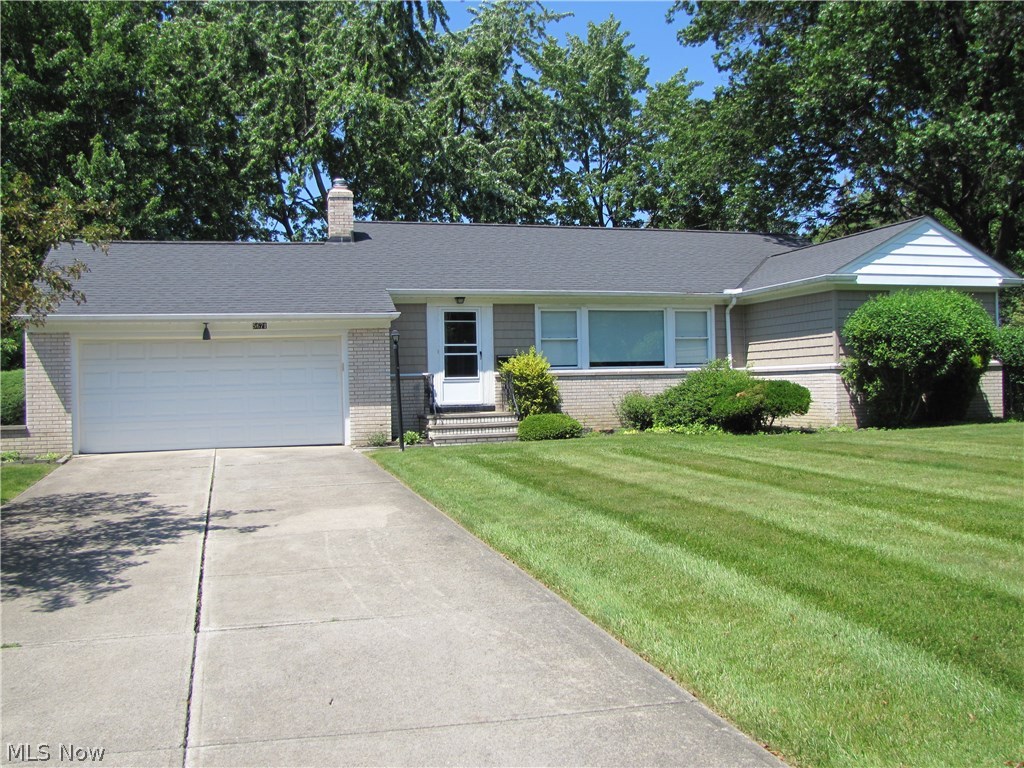 5671 Faraday Road Cleveland, OH 44124 - Photo 1 of 24