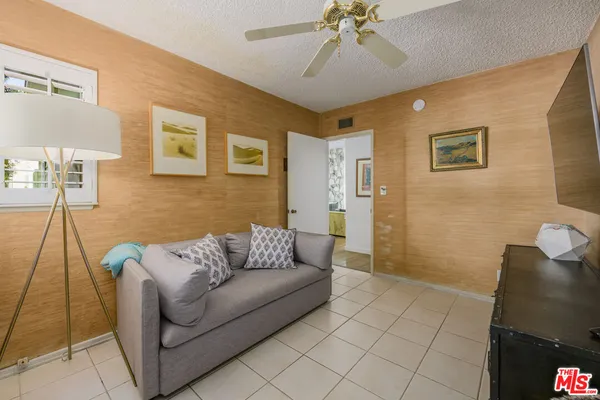 $999,000 | 6902 Andasol Avenue, Van Nuys, CA 91406