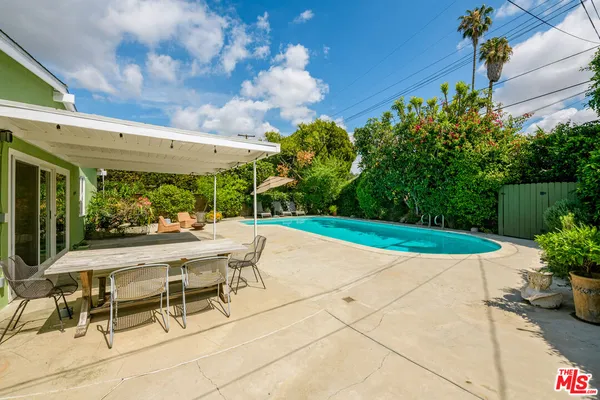 $999,000 | 6902 Andasol Avenue, Van Nuys, CA 91406