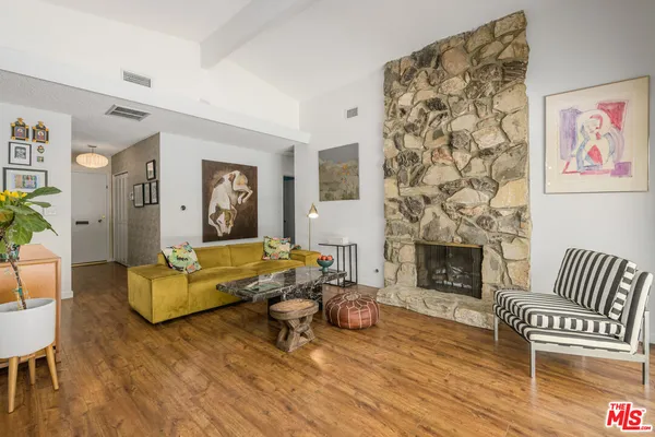 $999,000 | 6902 Andasol Avenue, Van Nuys, CA 91406