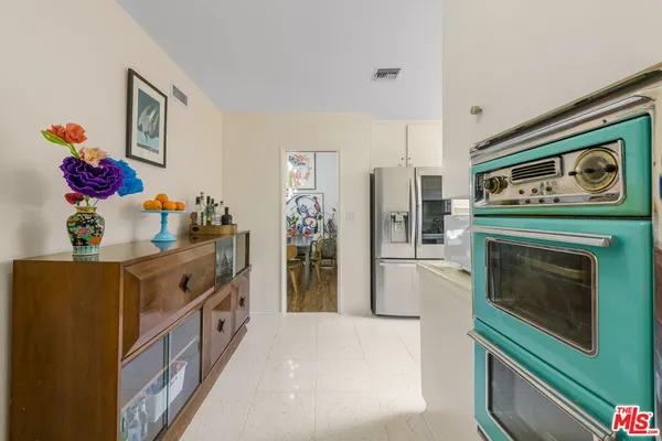 $999,000 | 6902 Andasol Avenue, Van Nuys, CA 91406