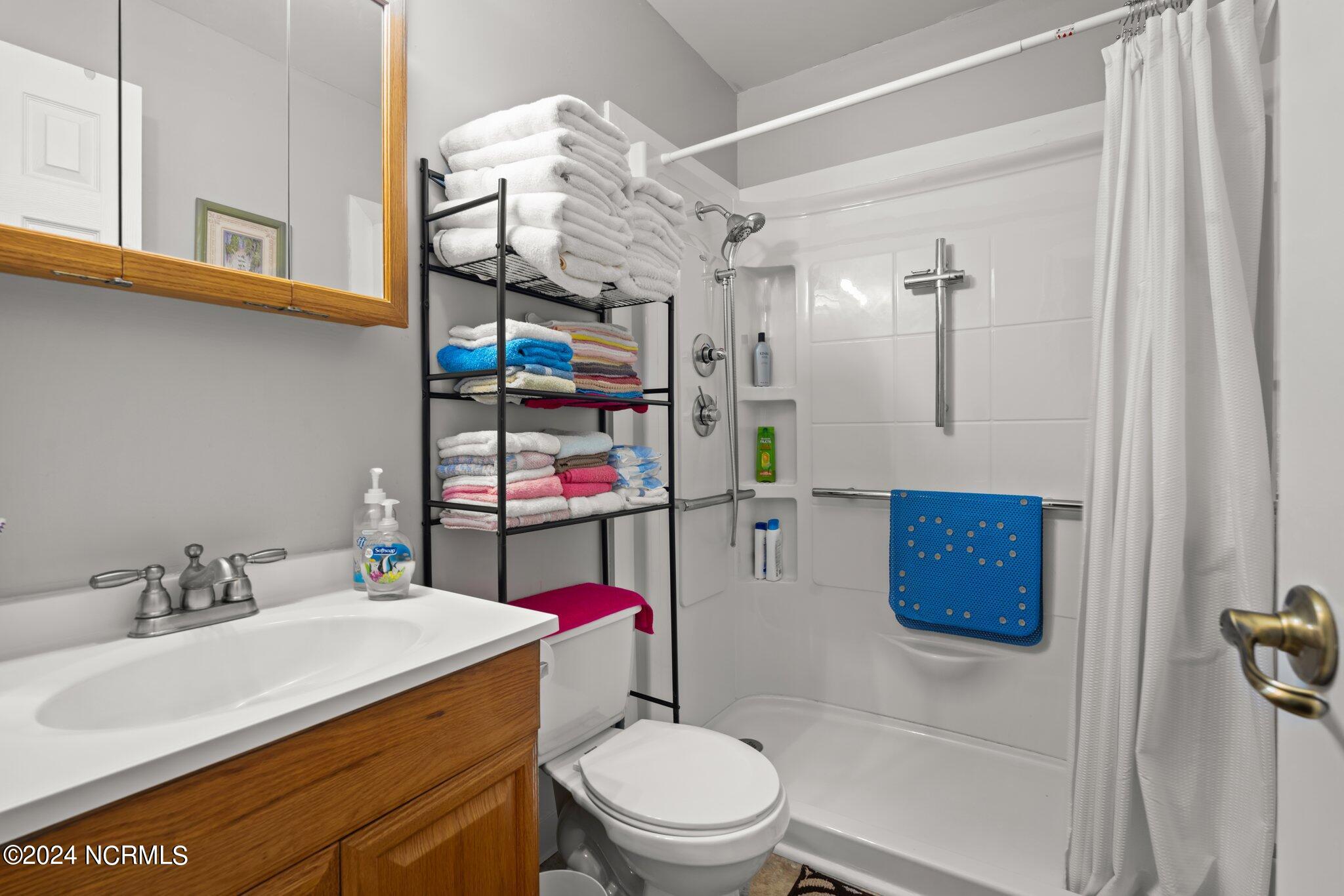 4432 Carthage Road West End, NC 27376 - Photo 17 of 39 31-web-or-mls-DSC01910