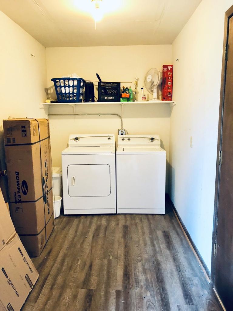 4915 Coster Road Knoxville, TN 37912 - Photo 13 of 13 Laundry