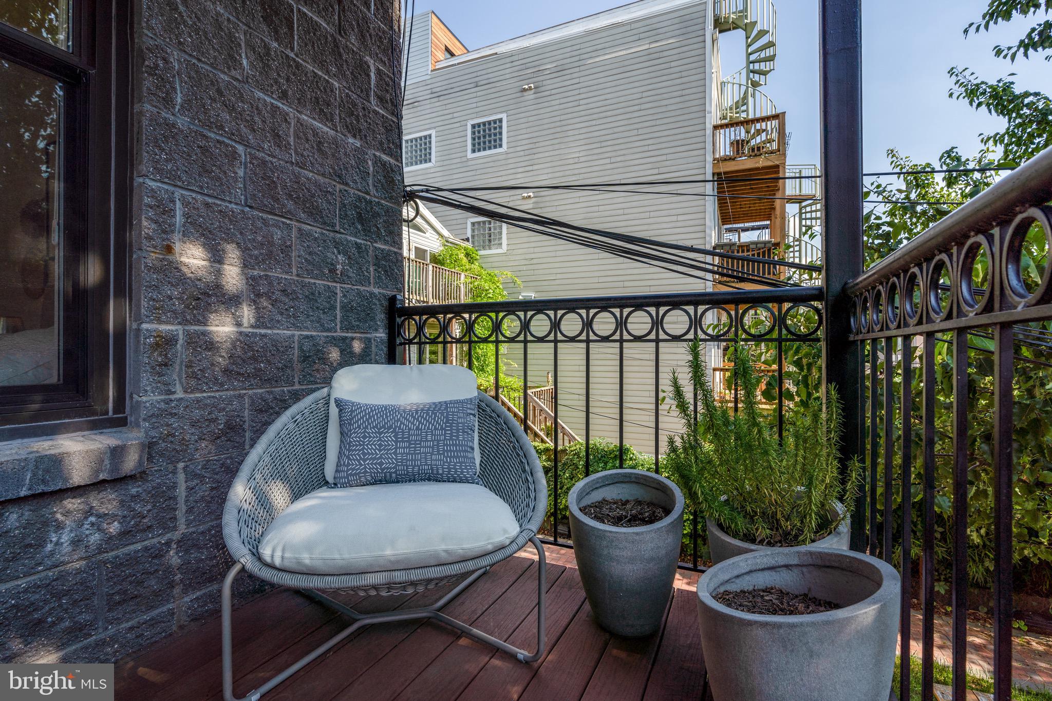 2456 Ontario Road Northwest, Unit 2 Washington, DC 20009 - Photo 25 of 33 Deck
