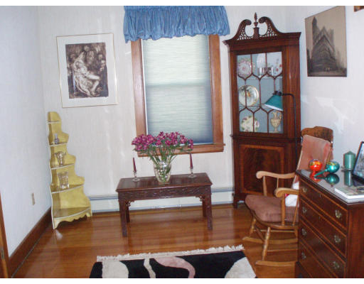 34 Pershing Road Needham, MA 02494 - Photo 3 of 11