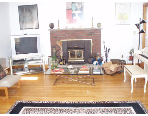 34 Pershing Road Needham, MA 02494 - Photo 5 of 11