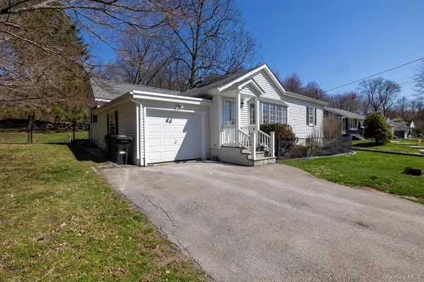 $4,600 | 1936 Longvue Street, Yorktown Heights, NY 10598