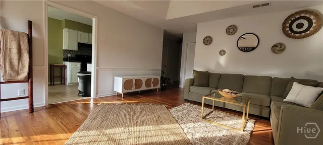 $3,000 | 8 Wyckfield Court, Savannah, GA 31410