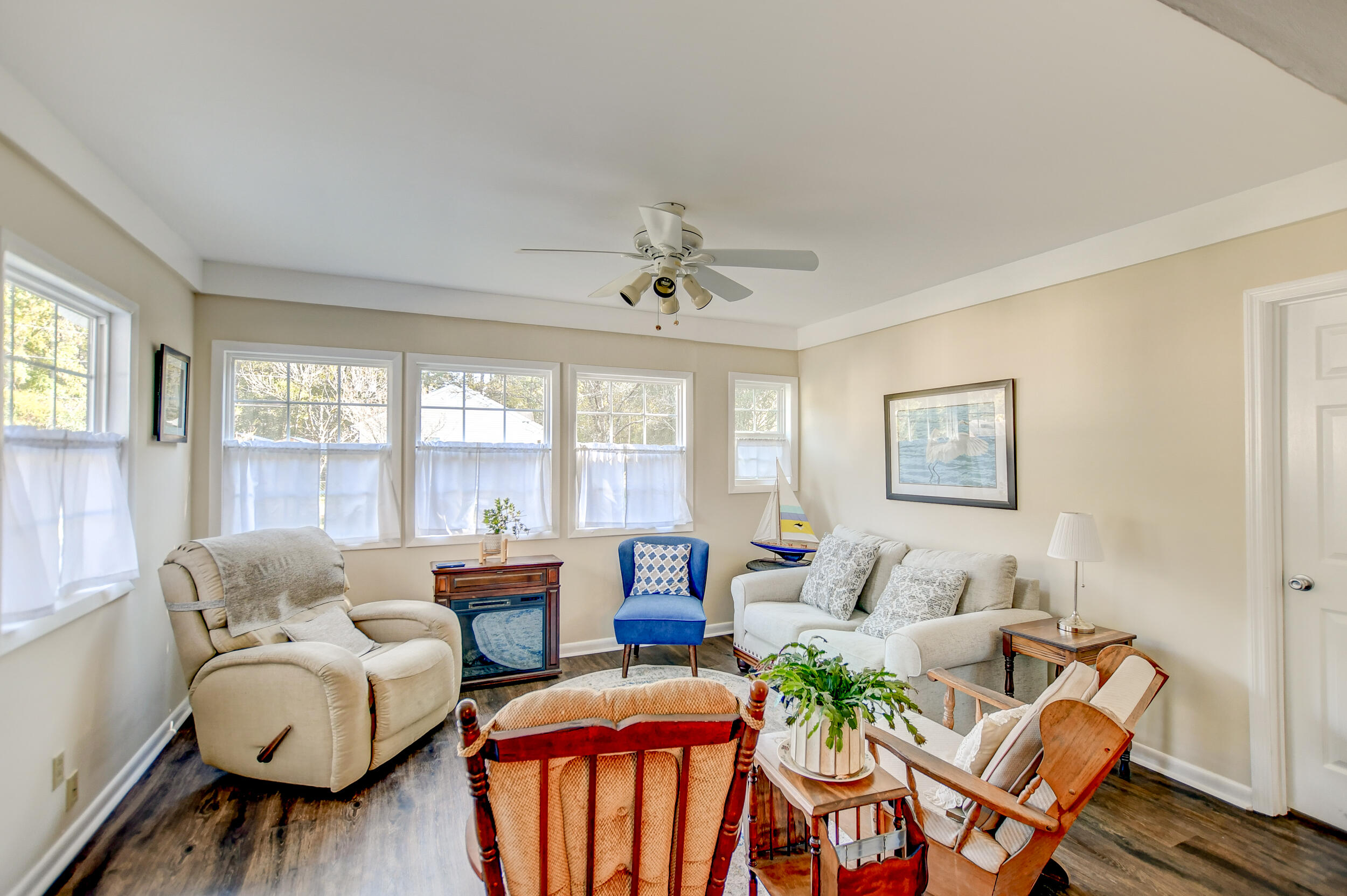 115 Markie Road Summerville, SC 29486 - Photo 7 of 42 DSC_0864_5_6_7_8