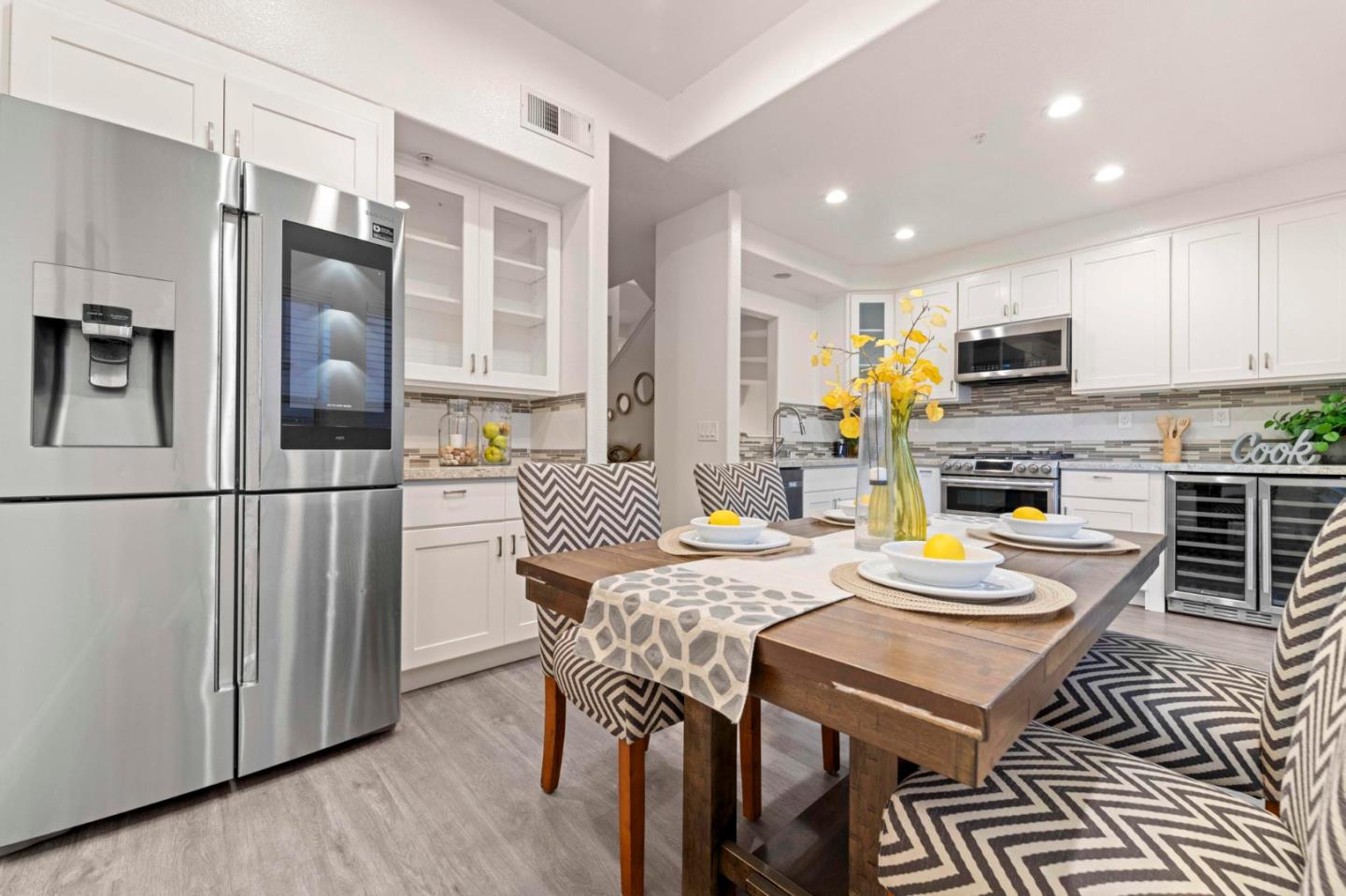 126 Pacchetti Way Mountain View, CA 94040 - Photo 17 of 39