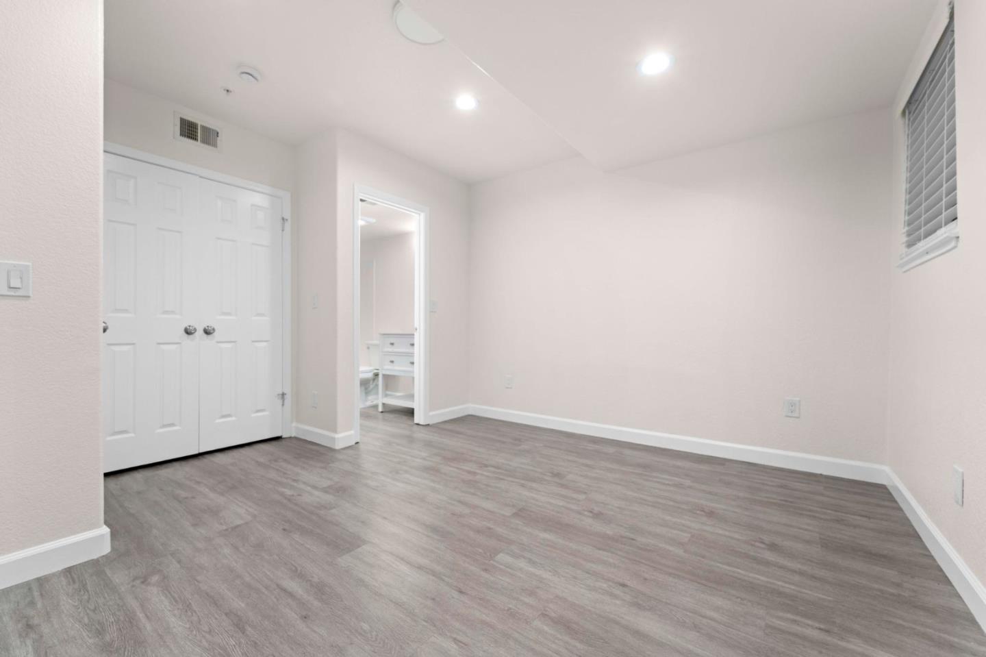 126 Pacchetti Way Mountain View, CA 94040 - Photo 30 of 39