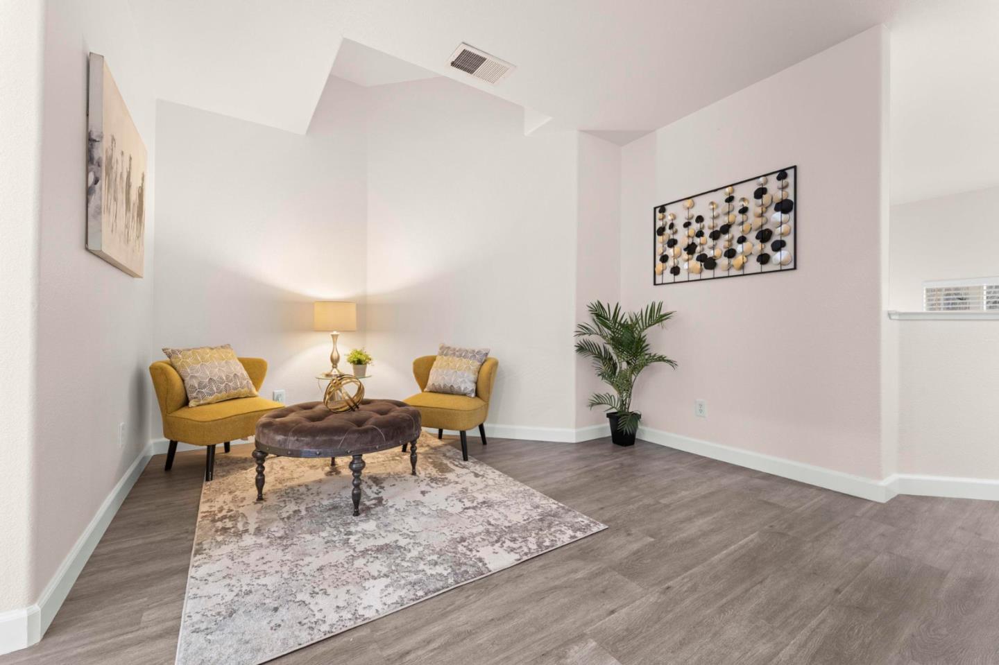 126 Pacchetti Way Mountain View, CA 94040 - Photo 10 of 39