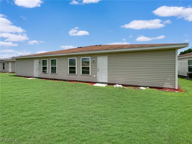 $1,499 | 18273 Gibraltar Lane, Lehigh Acres, FL 33936