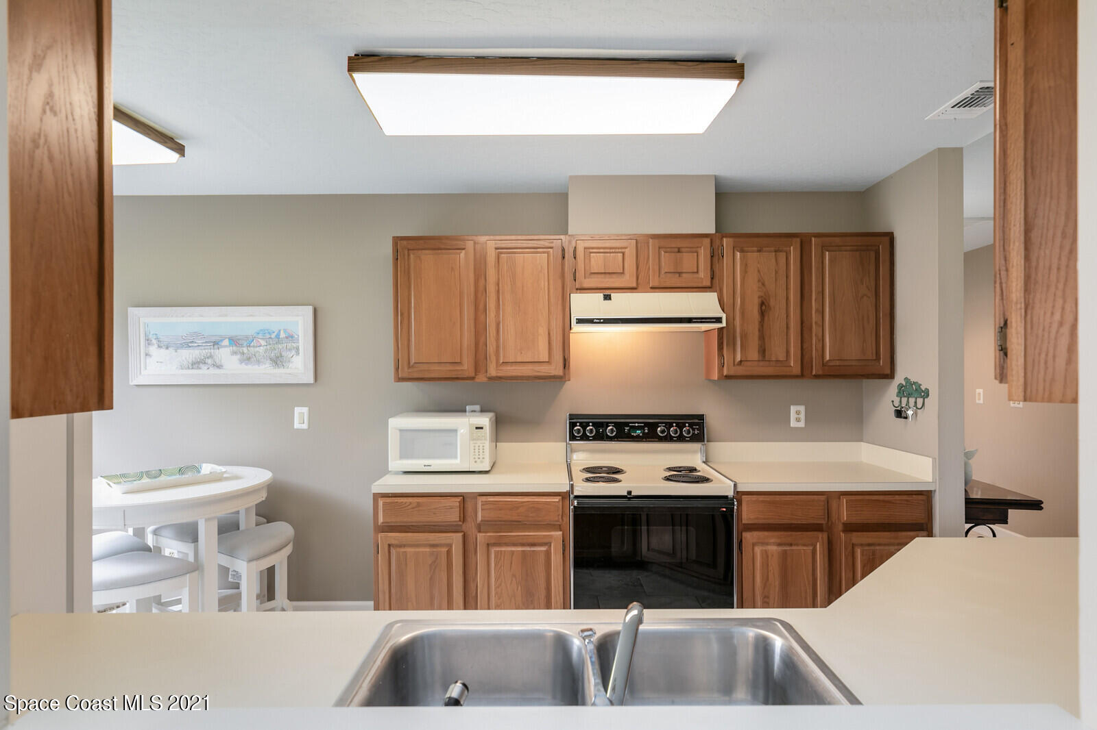 806 Ridge Lake Drive Melbourne, FL 32940 - Photo 11 of 43 31_806RidgeLake219_mls
