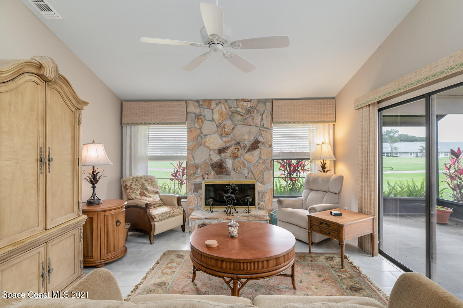 806 Ridge Lake Drive Melbourne, FL 32940 - Photo 15 of 43 28_806RidgeLake216_mls