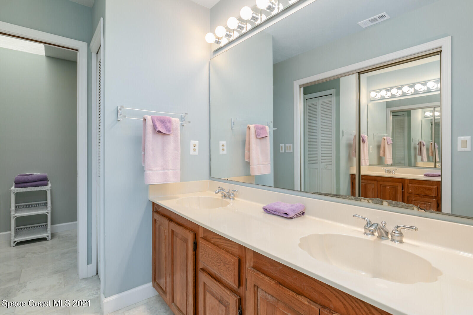 806 Ridge Lake Drive Melbourne, FL 32940 - Photo 22 of 43 34_806RidgeLake222_mls