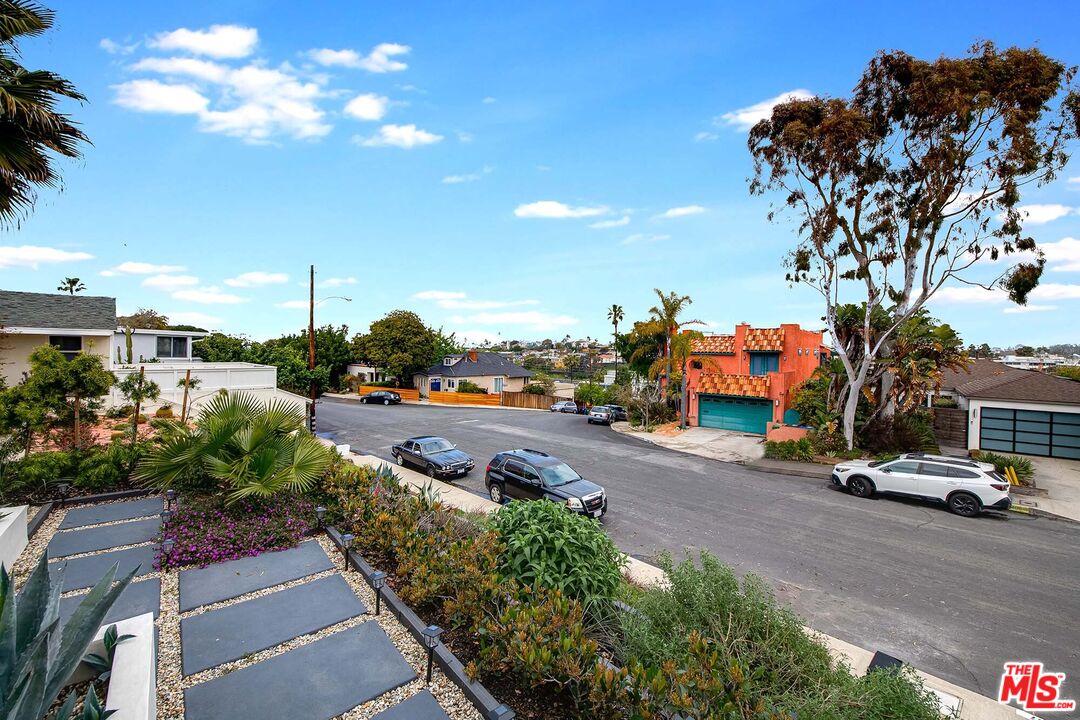 7407 Earldom Avenue Playa del Rey, CA 90293 - Photo 54 of 56 a view of a street with cars