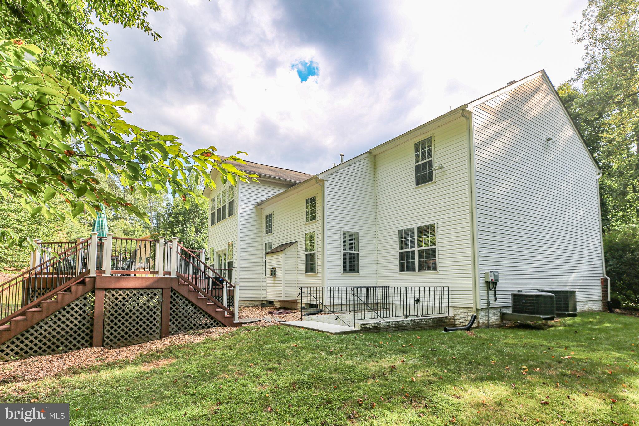 10108 Willow Ridge Lane Spotsylvania, VA 22553 - Photo 8 of 61