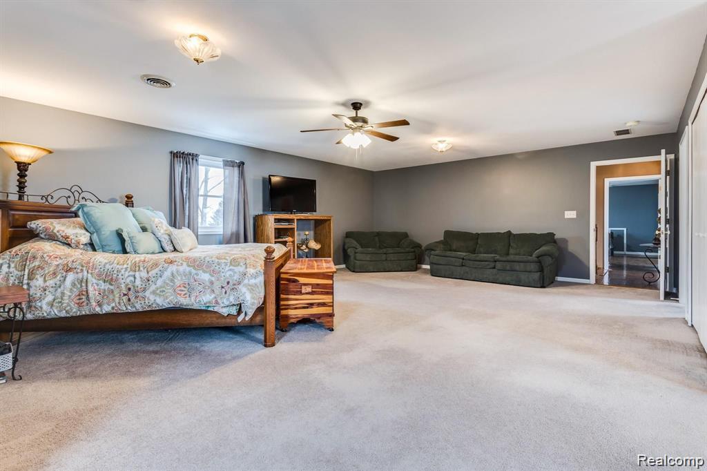 12697 Speaker Road Yale, MI 48097 - Photo 40 of 62