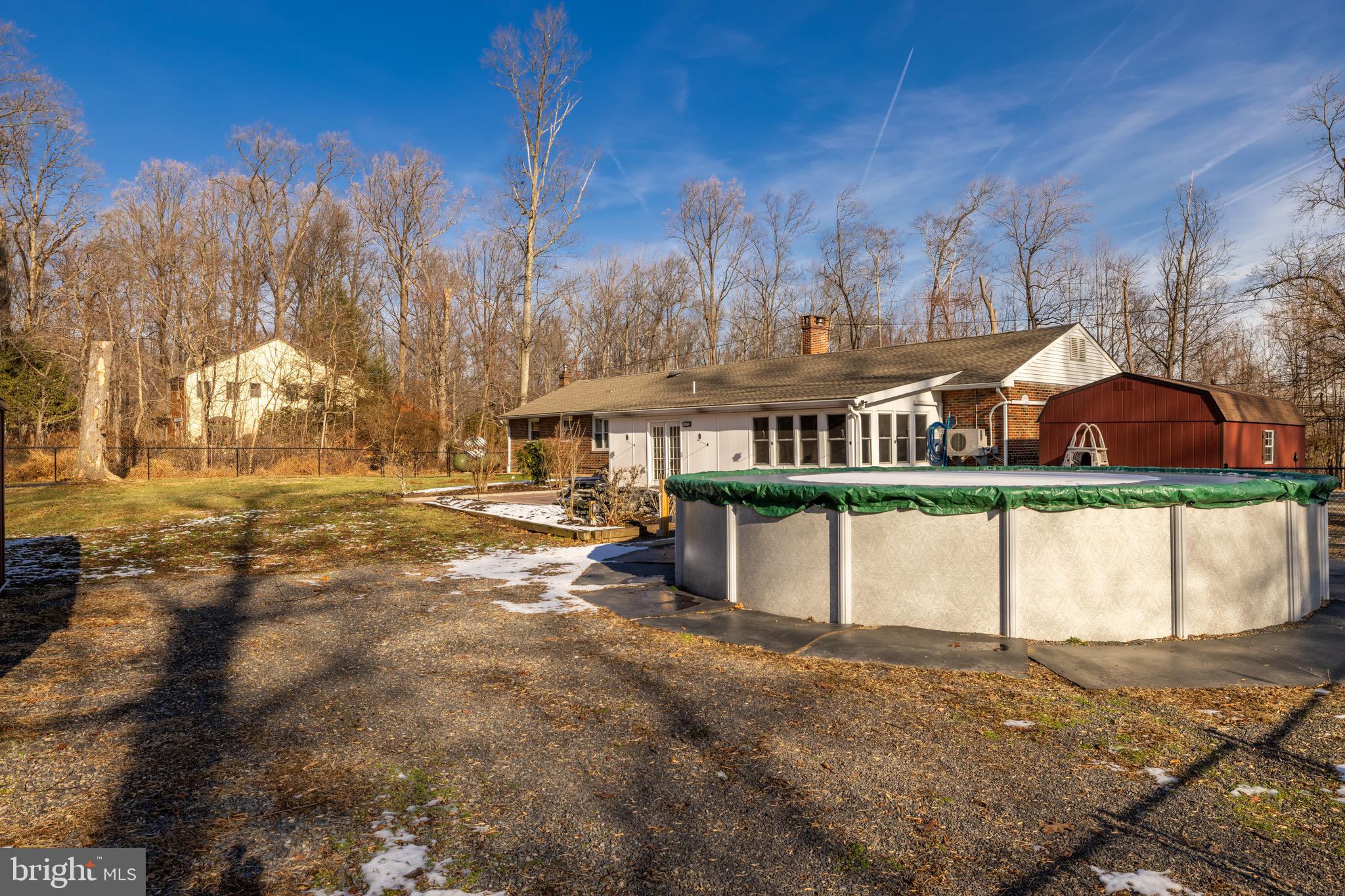 1707 Becker Road Green Lane, PA 18054 - Photo 33 of 41 pool area