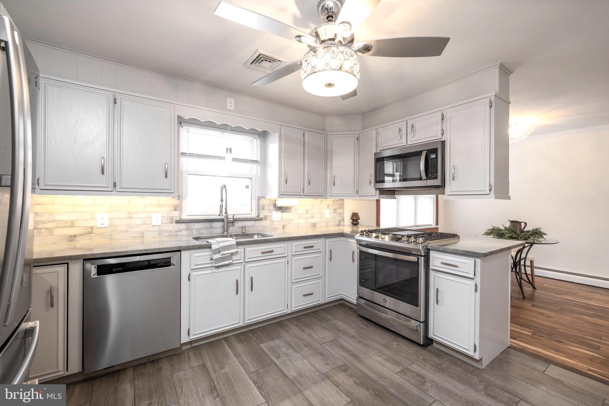 All newer Appliances (includes frig)