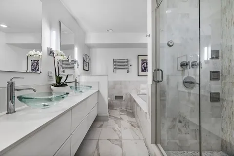 $2,950,000 | 11 1/2 Union Park, Unit 1, Boston, MA 02118