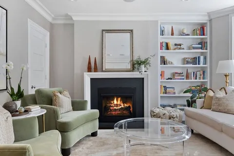 $3,195,000 | 11 1/2 Union Park, Unit 1, Boston, MA 02118