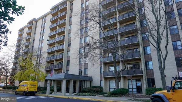 $1,695 | 3100 South Manchester Street, Unit 333, Falls Church, VA 22044