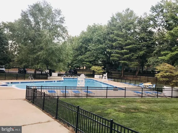 $1,695 | 3100 South Manchester Street, Unit 333, Falls Church, VA 22044