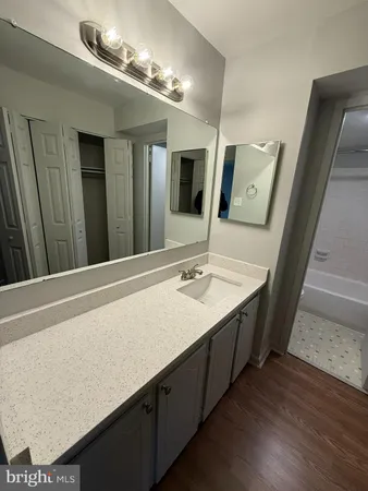 $1,695 | 3100 South Manchester Street, Unit 333, Falls Church, VA 22044