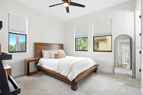 $749,900 | 4815 Yacht Club Drive, Unit 105, Tampa, FL 33616