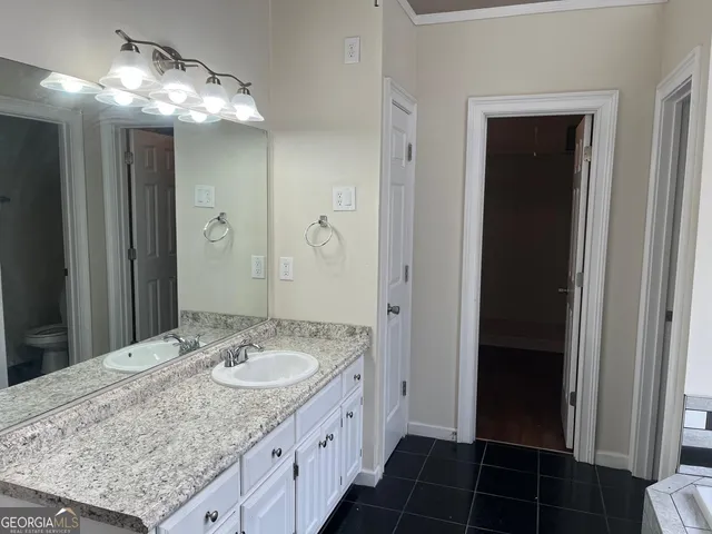 $3,100 | 7435 Waters Edge Drive, Stone Mountain, GA 30087