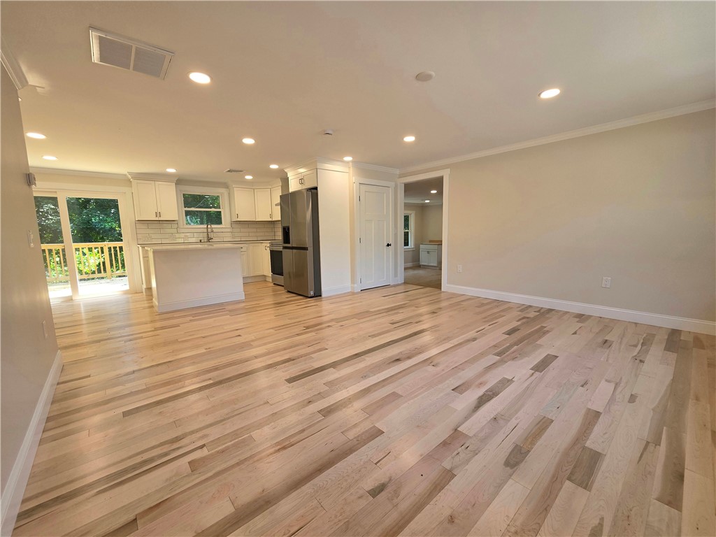 513 Knotty Oak Road Coventry, RI 02816 - Photo 10 of 36