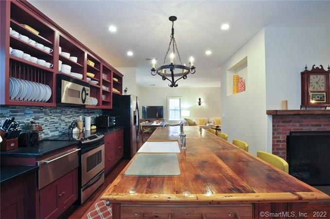 33 Sentry Hill Road Roxbury, CT 06783 - Photo 12 of 30