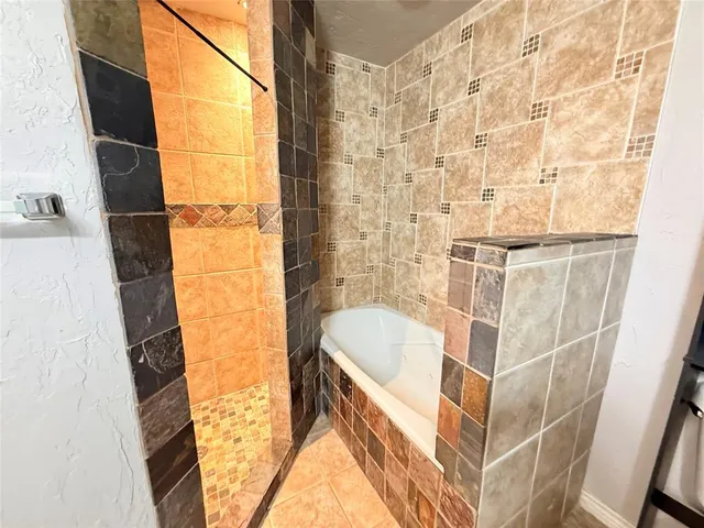 $2,450 | 2104 Poppy Lane, Richardson, TX 75081